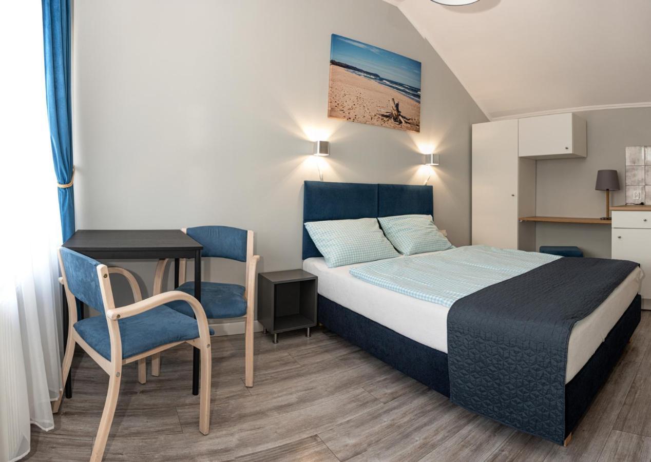 Cetniewo Pokoje I Apartamenty Wladyslawowo Bagian luar foto