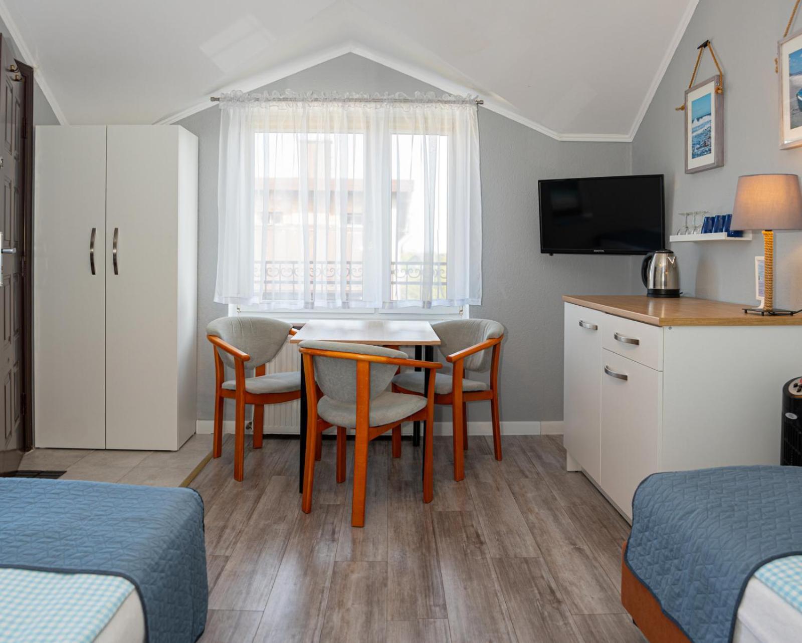 Cetniewo Pokoje I Apartamenty Wladyslawowo Bagian luar foto