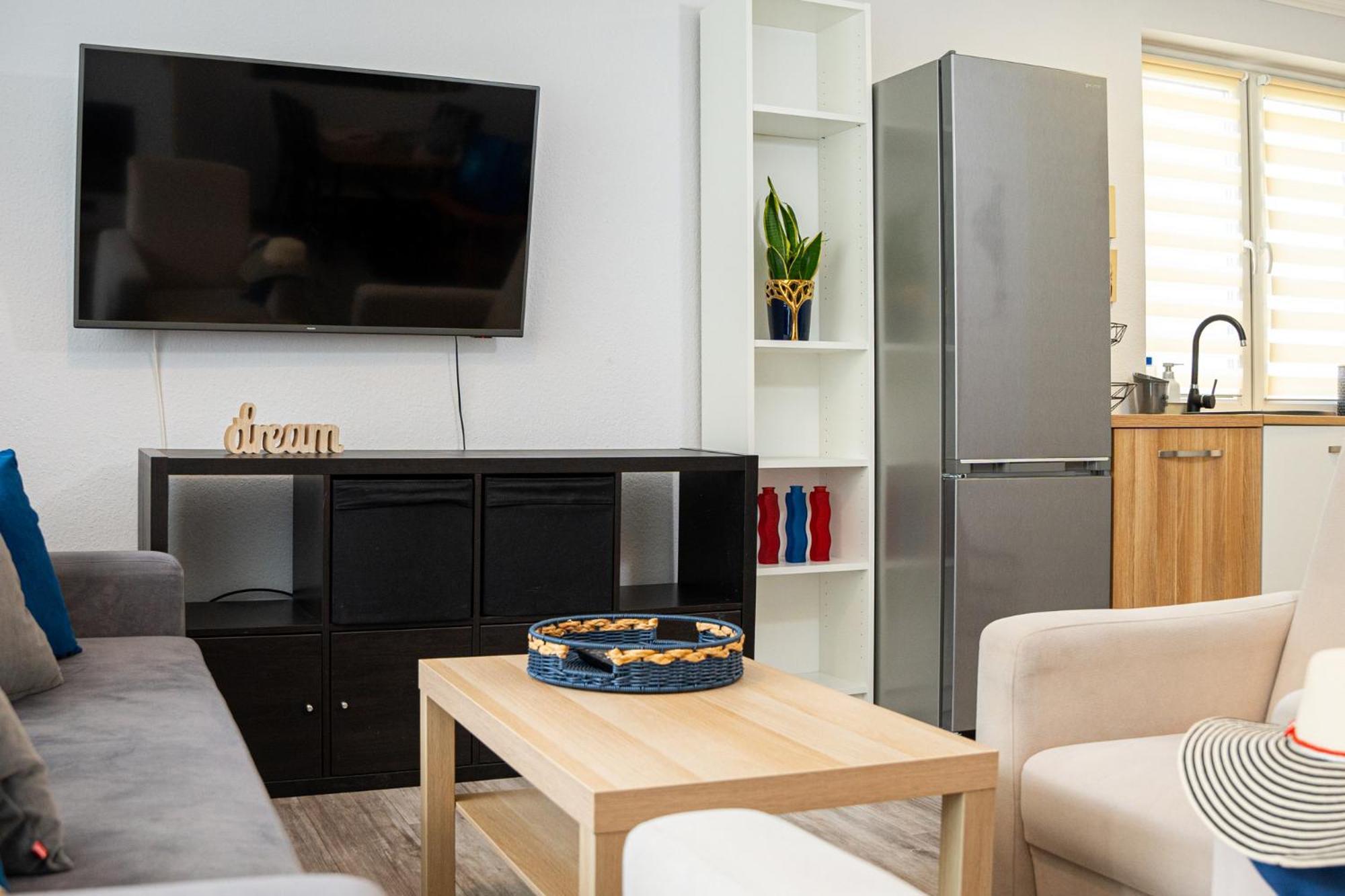 Cetniewo Pokoje I Apartamenty Wladyslawowo Bagian luar foto
