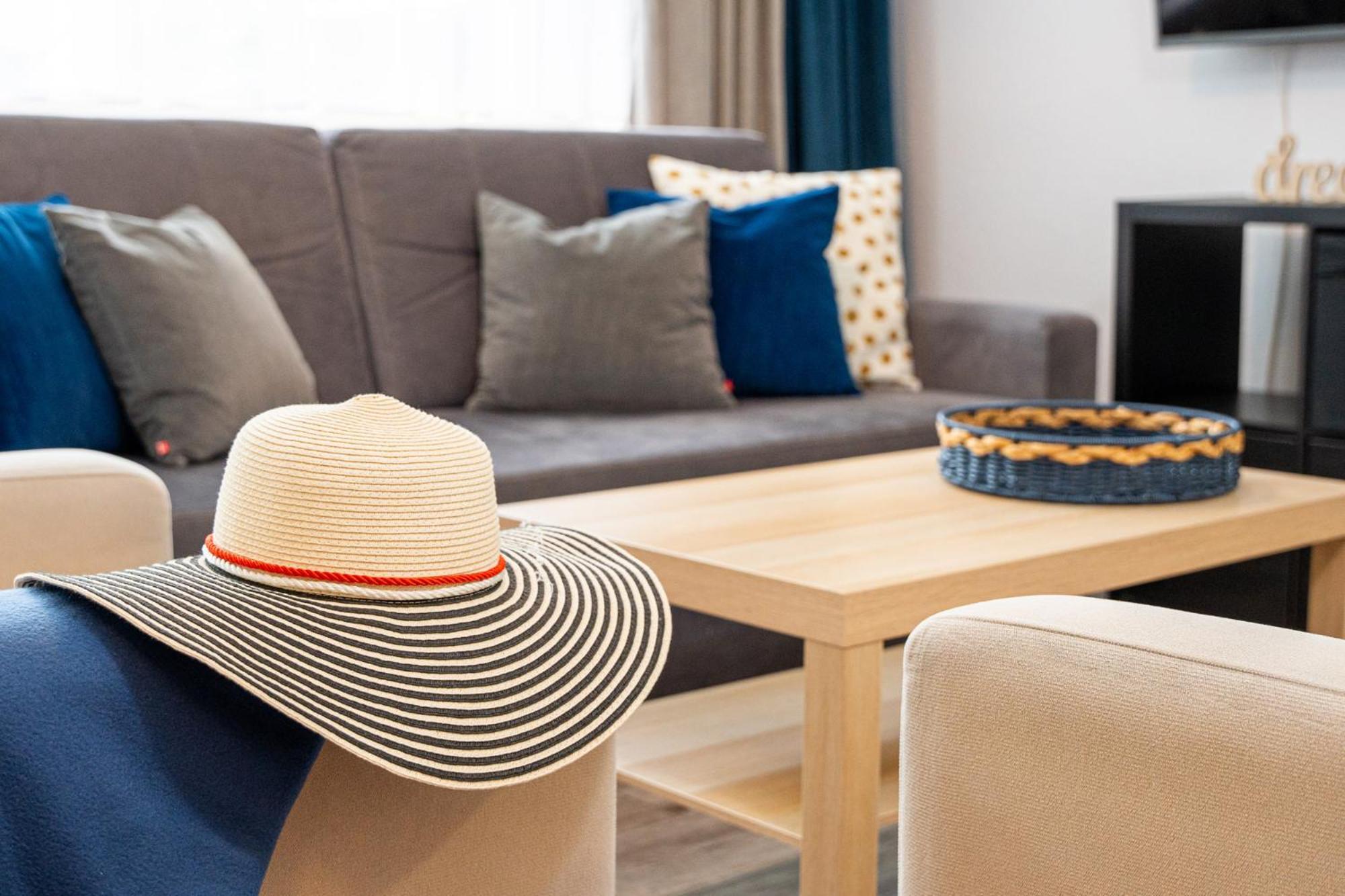 Cetniewo Pokoje I Apartamenty Wladyslawowo Bagian luar foto