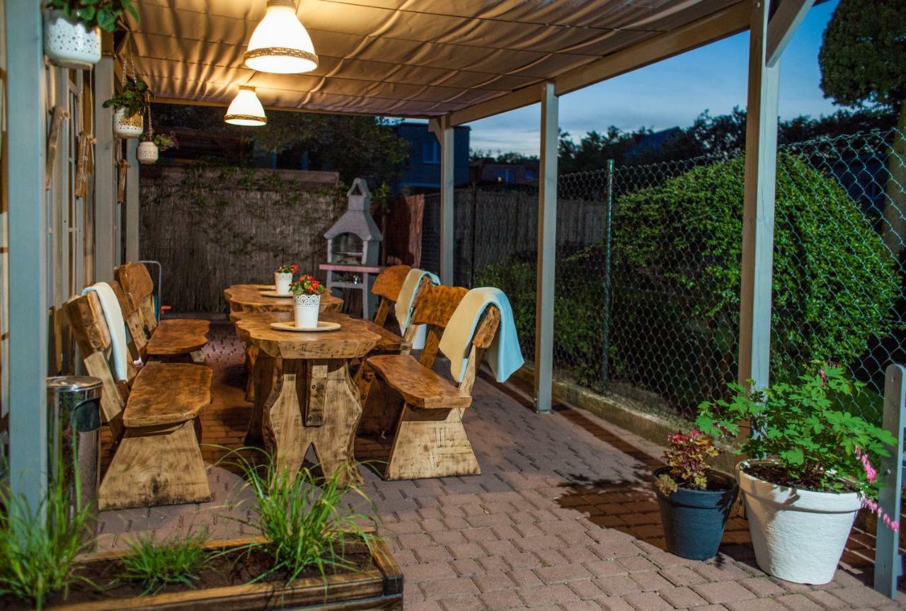 Cetniewo Pokoje I Apartamenty Wladyslawowo Bagian luar foto