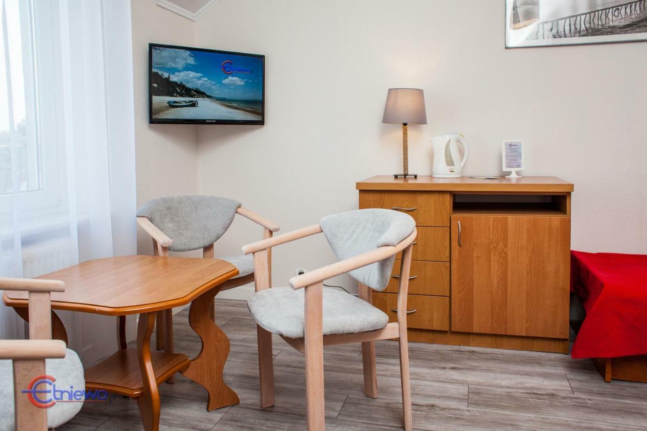 Cetniewo Pokoje I Apartamenty Wladyslawowo Bagian luar foto